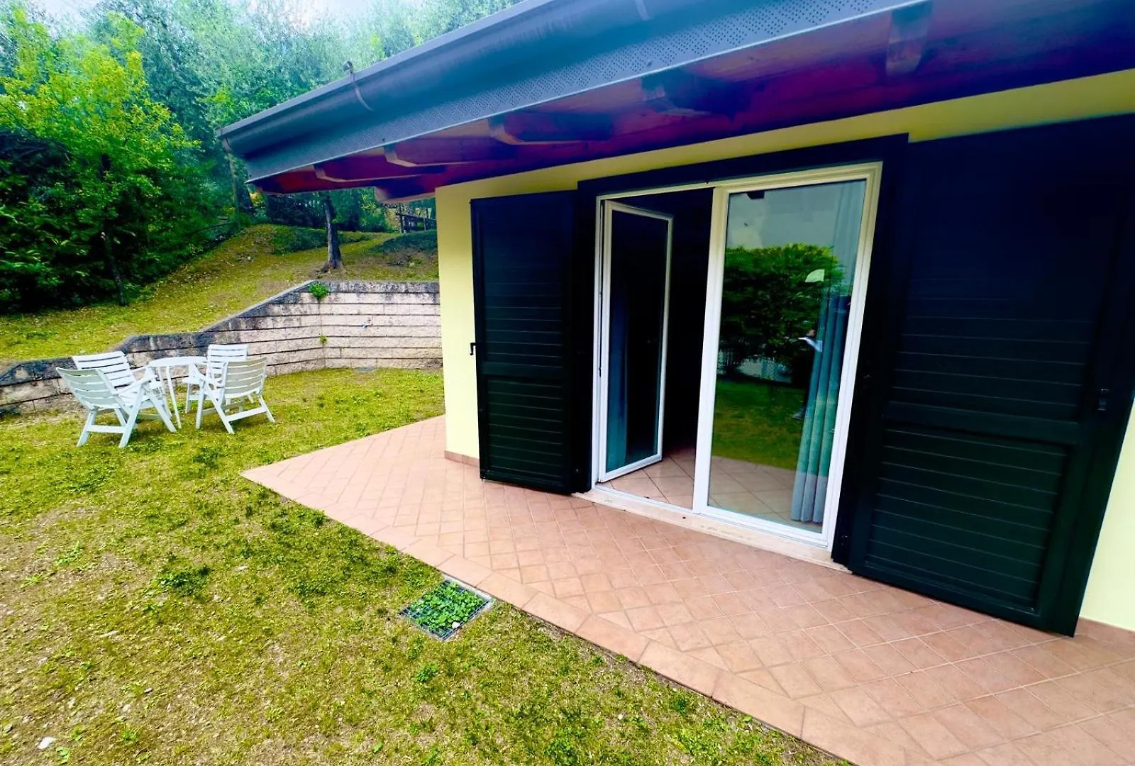 Hotel Casa Piantoni ليمونِ سول غاردا 0*,